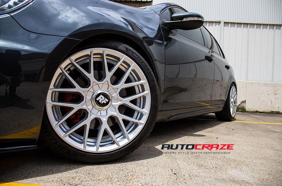 VOLKSWAGEN GOLF RSE SILVER